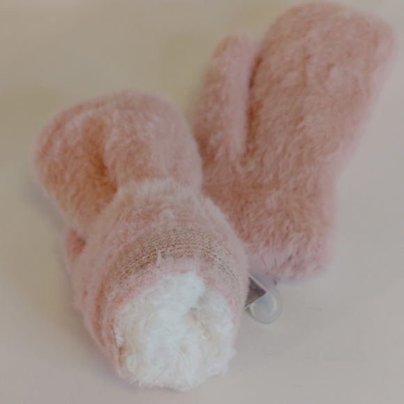 Sherpa Lined Pink Fuzzy Mittens - Picture 7 of 7
